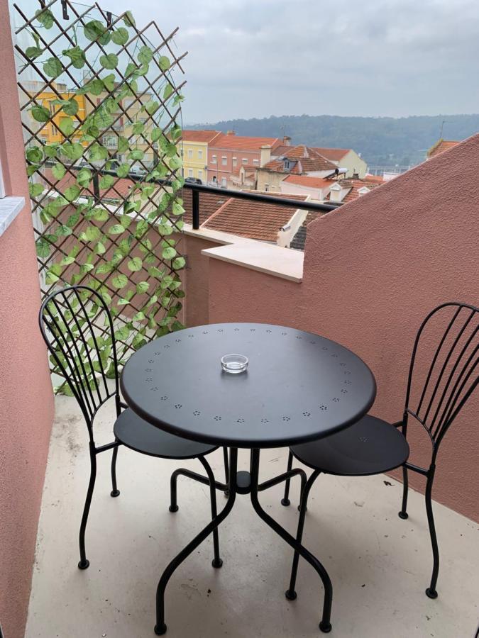 Apartment2 With Terrace And A View Near Amoreiras Lisabona Exterior foto